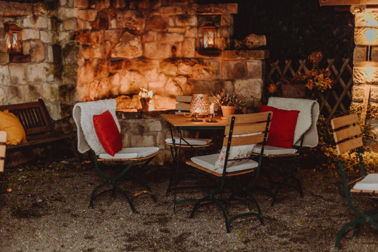 Landhotel Rosenschaenke Kreischa Bagian luar foto