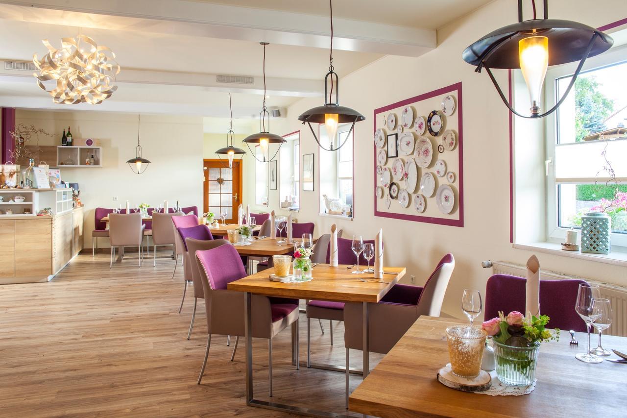 Landhotel Rosenschaenke Kreischa Bagian luar foto