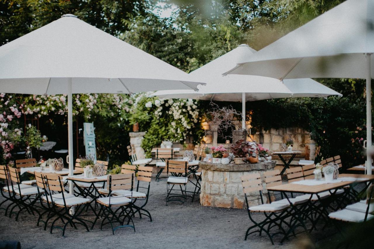 Landhotel Rosenschaenke Kreischa Bagian luar foto